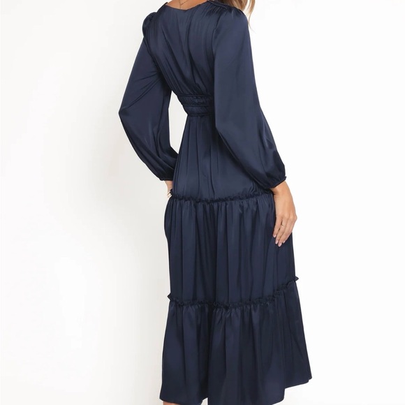 Petal & Pup Black Rowen Long Sleeve Maxi Dress Small Polyester Romantic - Picture 2 of 12